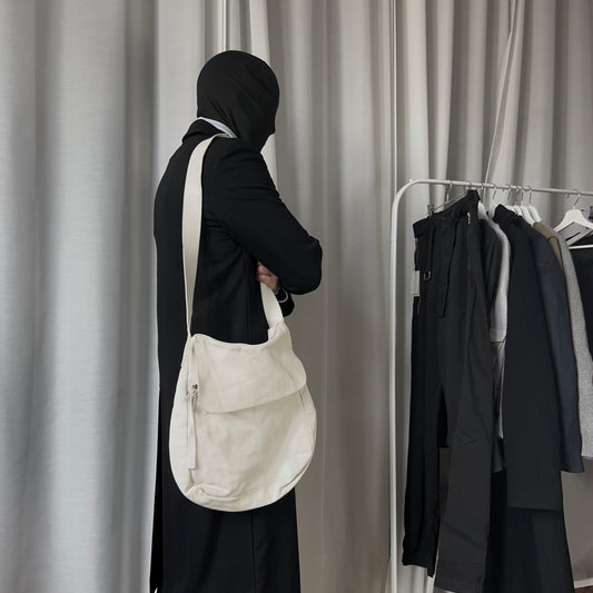 Jil Sander Snapped Strap Leather Flap Bag