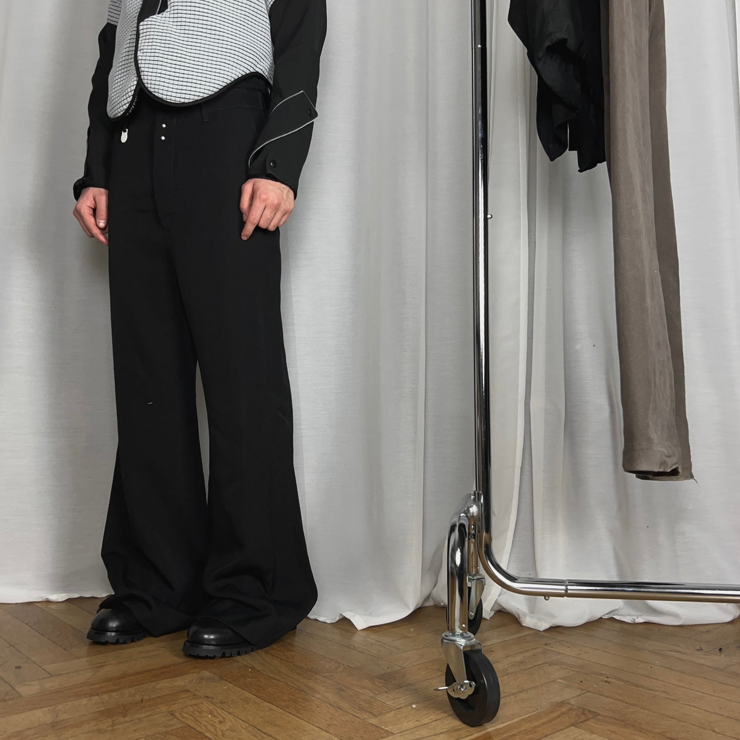 MM6 Maison Margiela Wide Flared Pendant Trousers - AW22