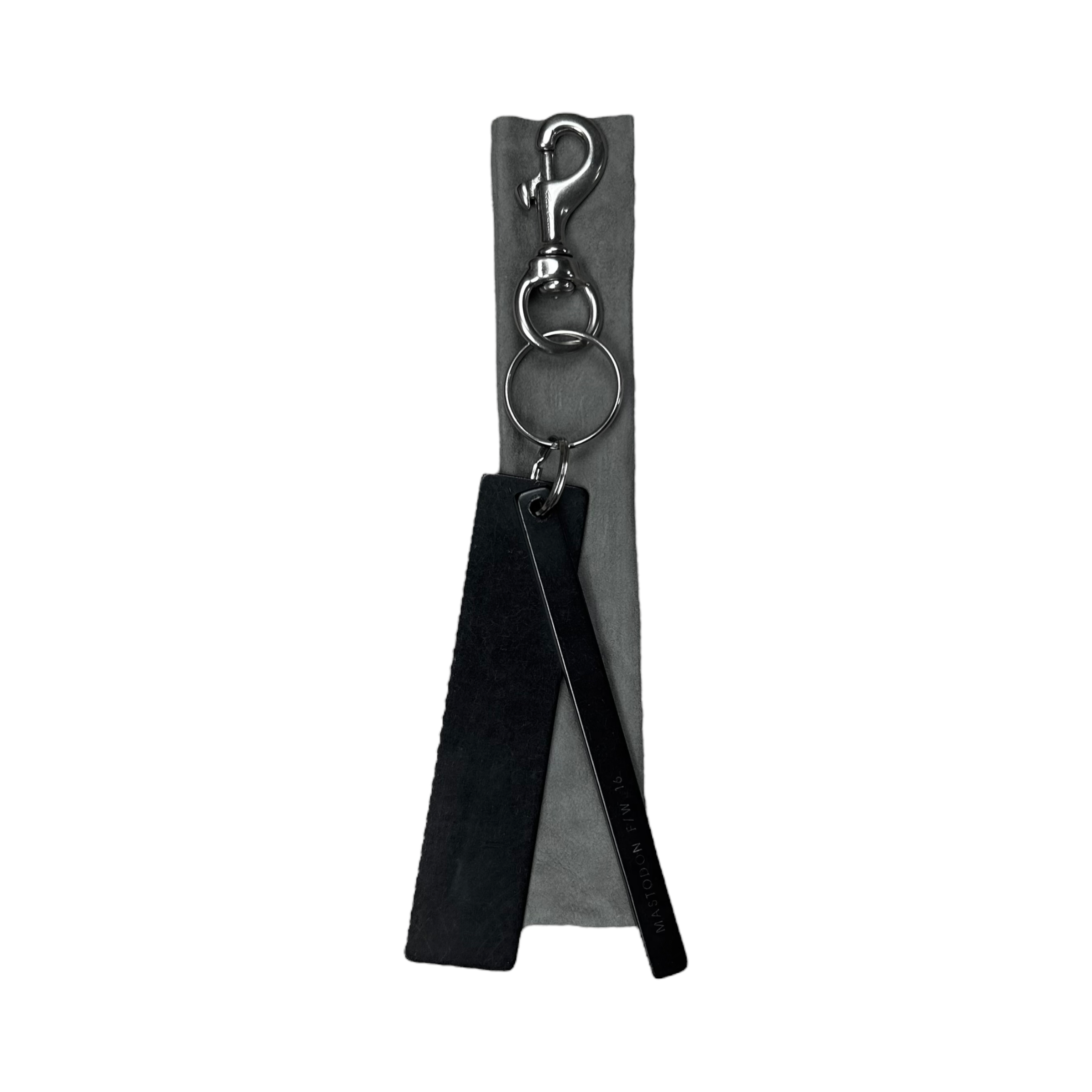 Rick Owens Metal Hang Tag Key Chain - AW16 – Vertical Rags Rick Owens Metal Hang Tag Key Chain - AW16 – Vertical Rags