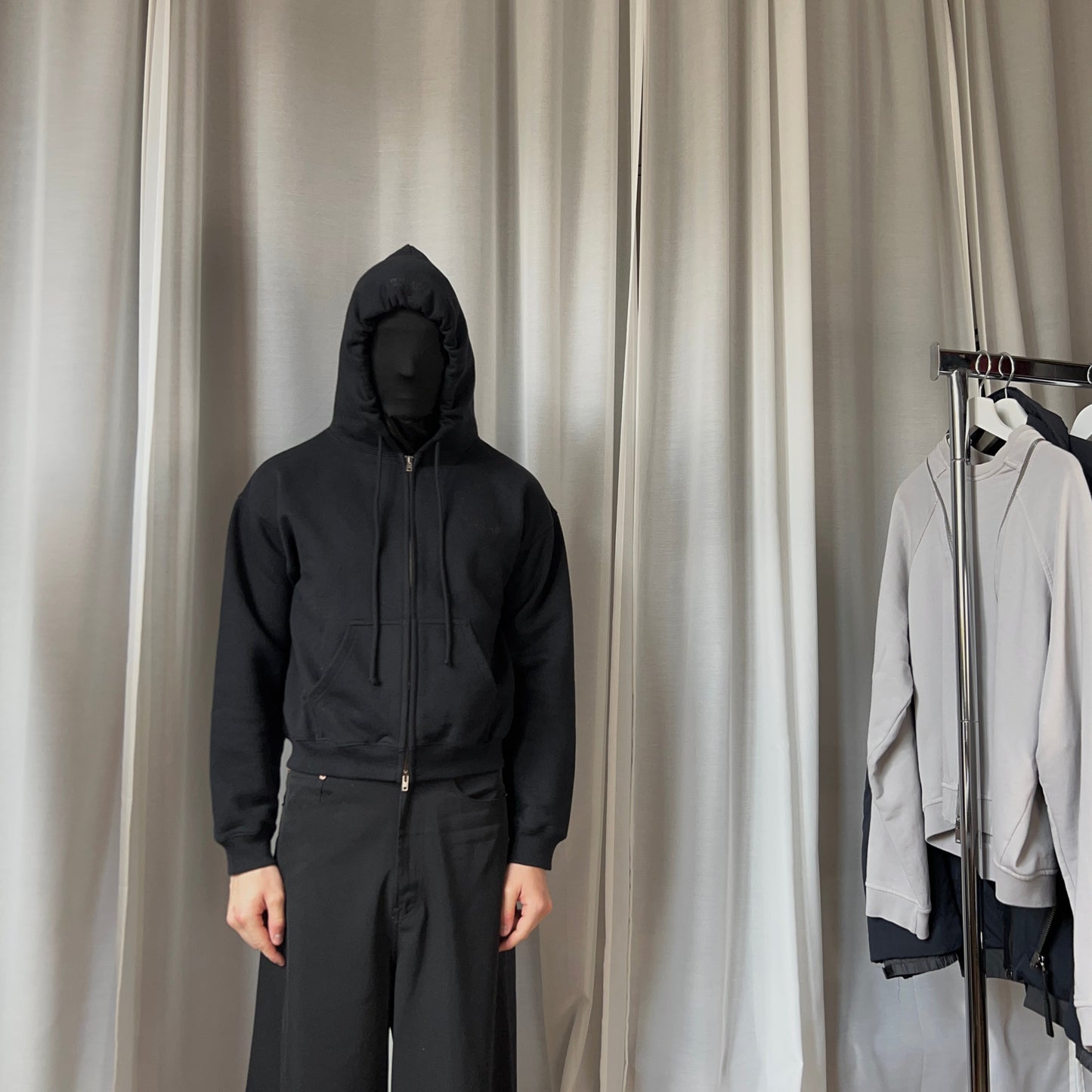 Vetements Fitted Zip Hoodie - SS23