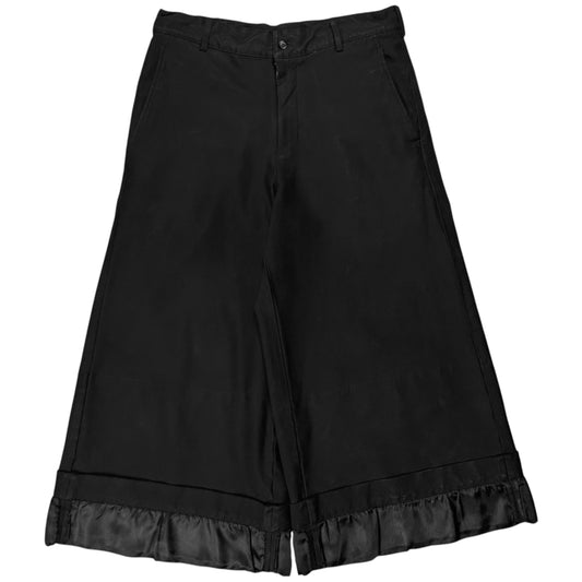 Comme des Garcons BLACK Turn Up Ruffle Shorts
