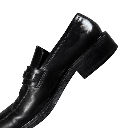 Gucci by Tom Ford Contrast Stitch Metal Logo Penny Loafers - AW96