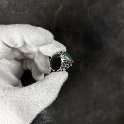 Rotable Tribal Jade & Onyx Stone Ring