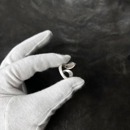 Open Arched Rose Quartz Stone Ring