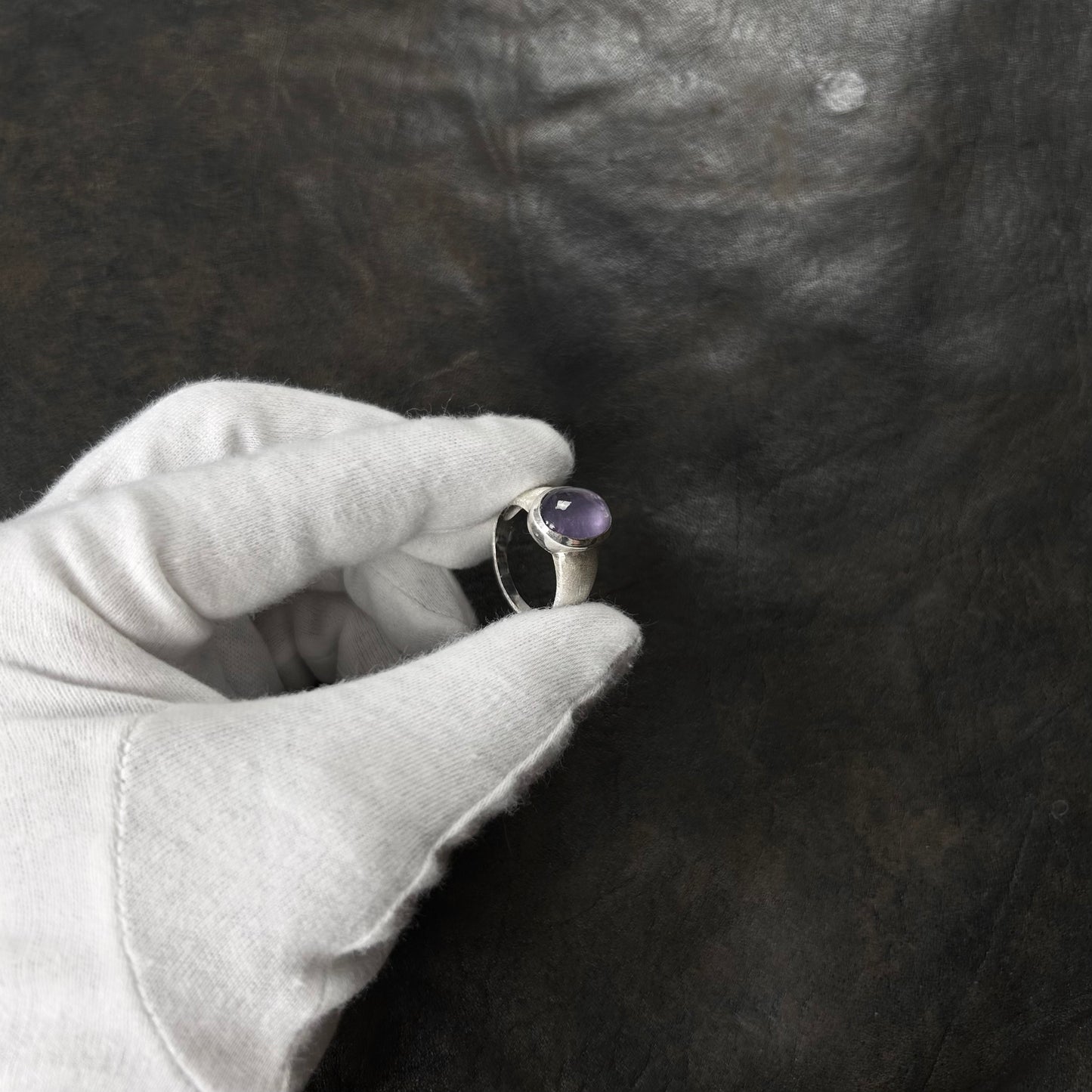 Oval Amethyst Stone Ring